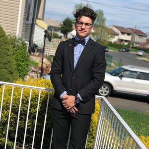 Meet your Posher, Marc